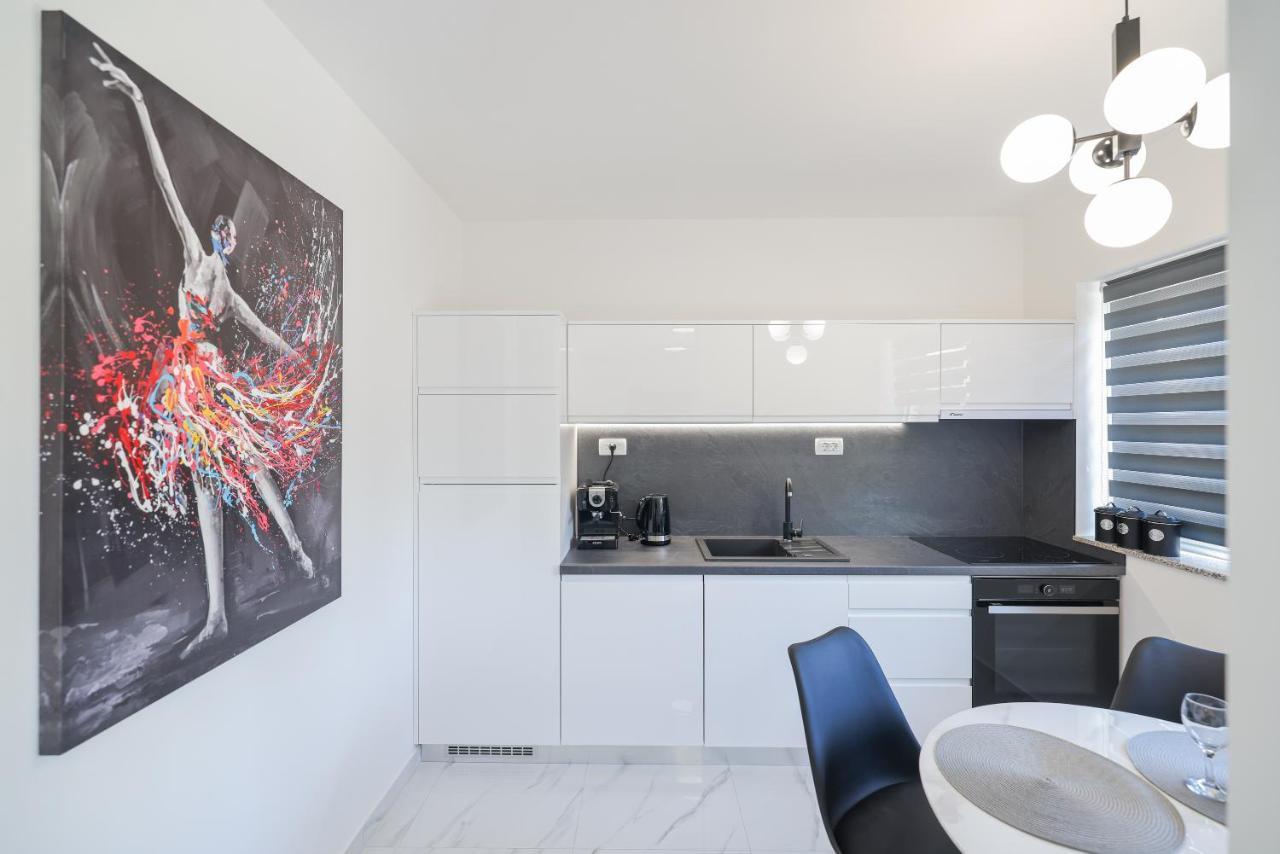 Studio Apartman Natale Zadar Exterior photo