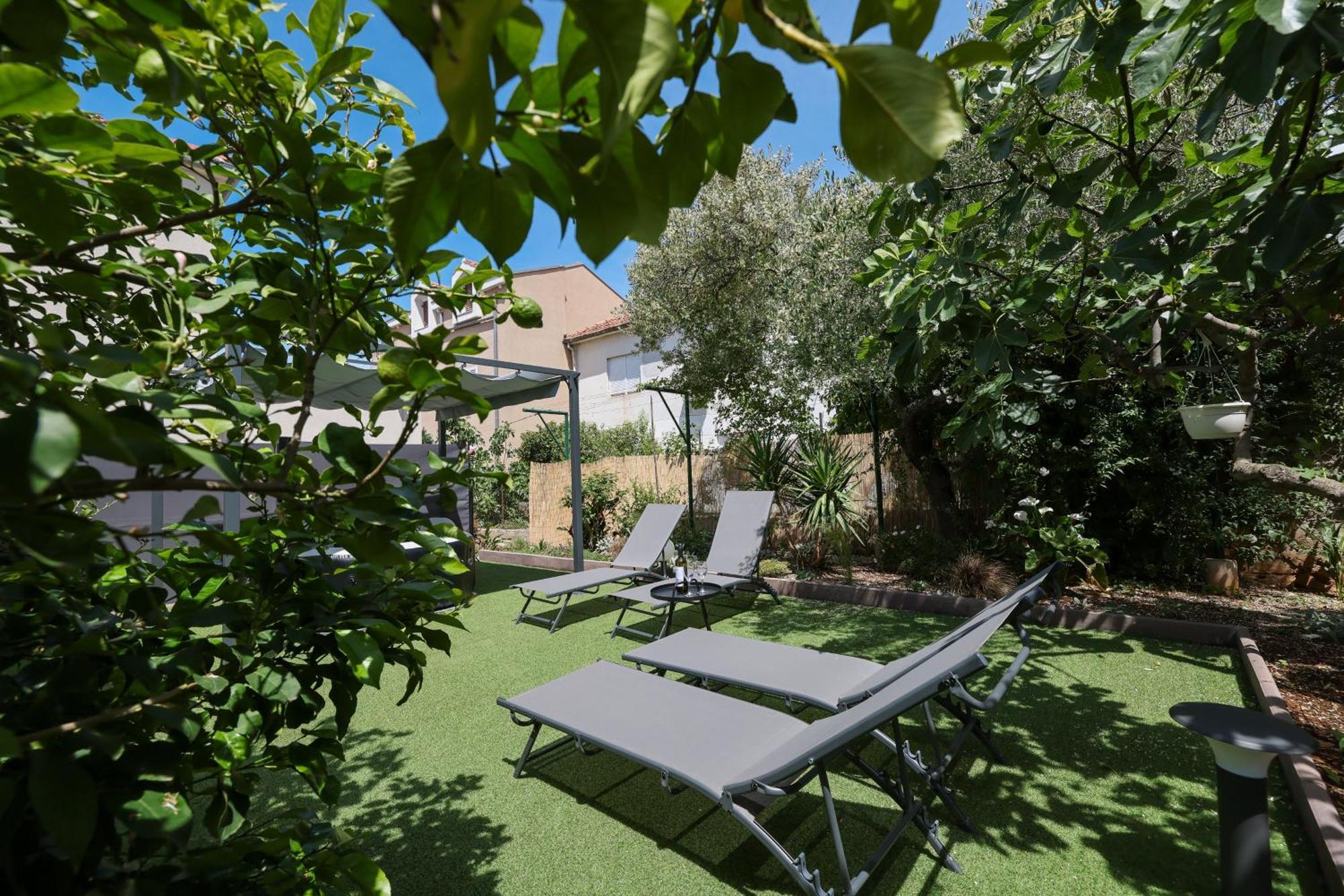 Studio Apartman Natale Zadar Exterior photo